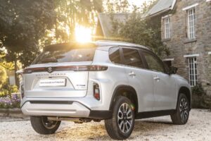 Grand-Vitara Slide 5 back