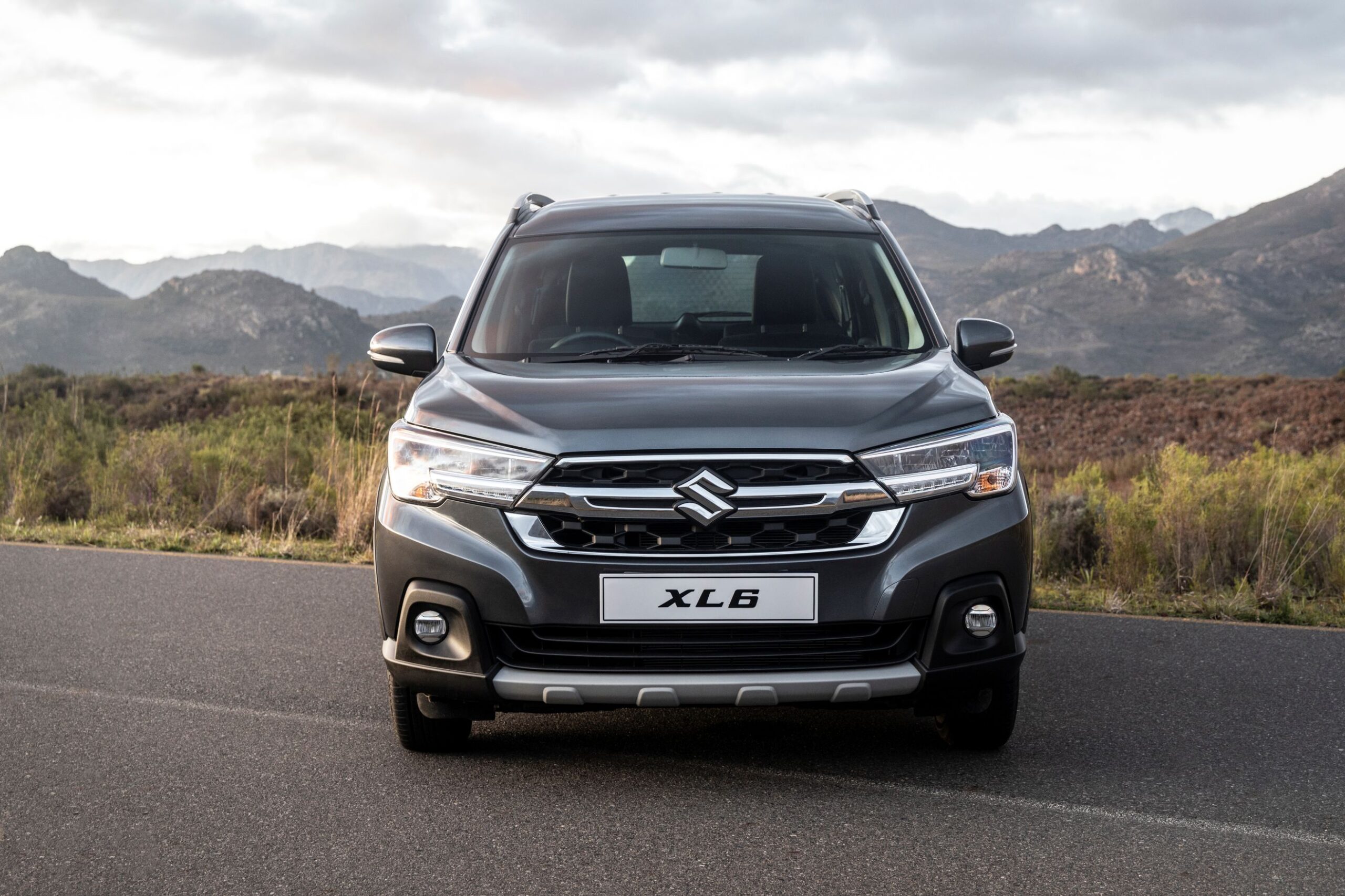 Suzuki XL6-4574